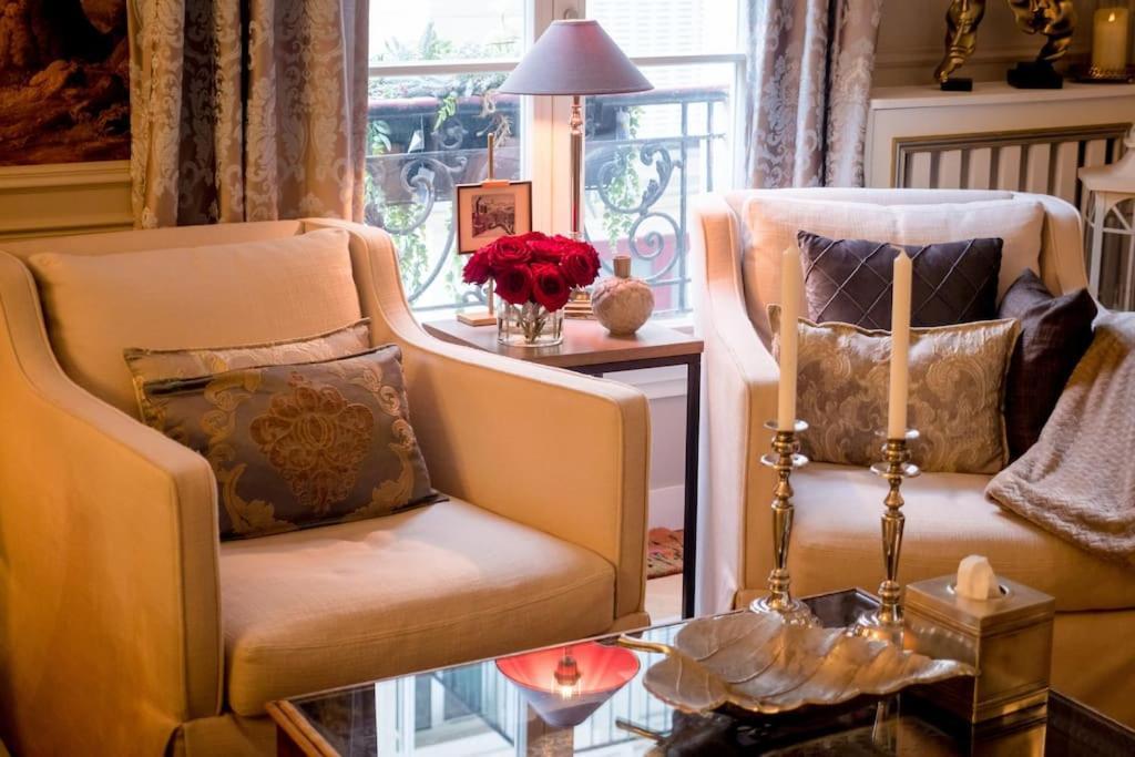 Elegant Luxury Private By Eiffel Tower Paris